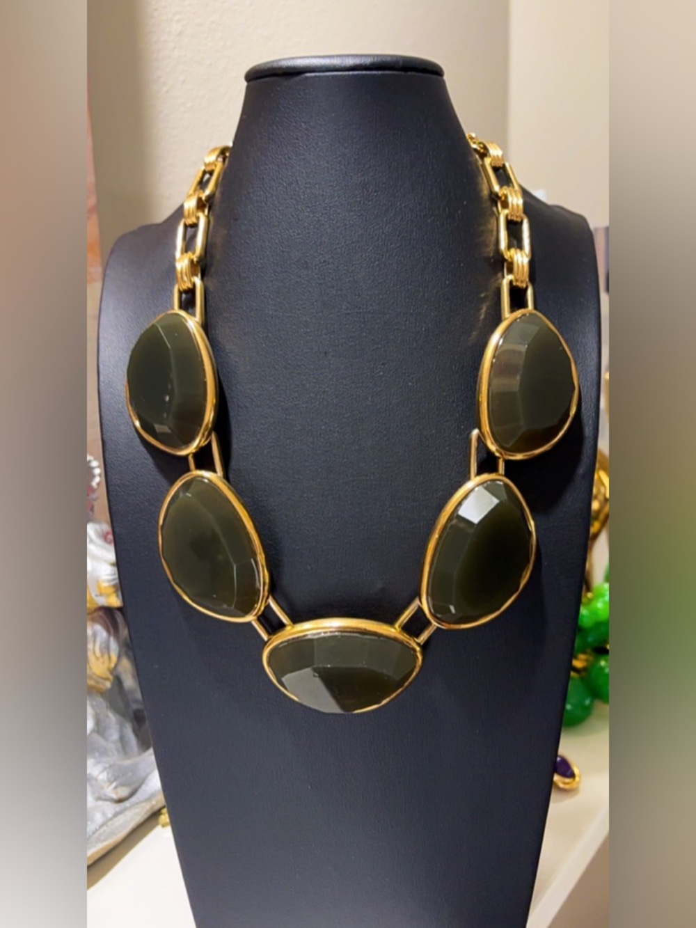 Ann Taylor Chunky Necklace